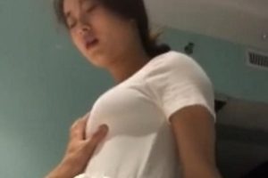 反差萌的“极美反差婊”,稚嫩漂亮嫩妹清纯系妹子,这反差萌你给几分?