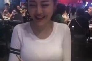 吃饭这件事,是检验中国人素质最好的地方。