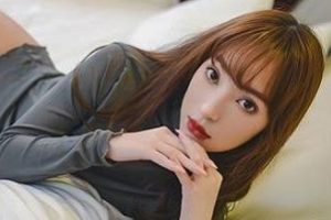 最新盘丝网两个顶级模特超有尺度拍摄花絮