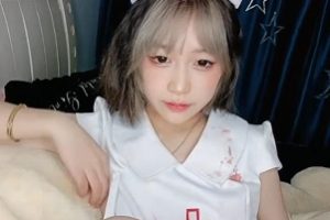 清纯系短发萌妹子米拉,和吴亦凡的恋情疑似曝光。