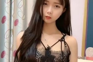 快手:我,温柔张,傲娇苗,我的定制自拍,你们值得拥有。