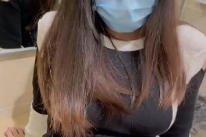 网红小姐姐认真吃鸡，大眼睛炯炯有神，渴望小东西，裹爽再C，火爆网络！网红小姐姐认真吃鸡，大眼睛炯炯有神，渴望小东西，裹爽再C，火爆网络！