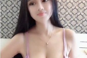 精彩瞬间：nV网红快手抖胸合集，精致身材抖音视频，让你惊艳不已