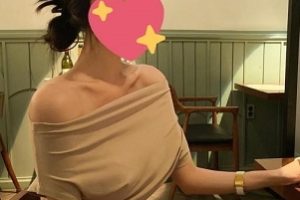 Ashley|某推|38万粉空姐大长腿秀出128V893MPapa身材