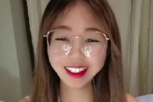 两姐妹联袂黑丝诱惑，掰开逼逼看特写！