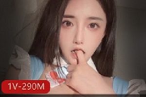 虎牙古阿扎维密蛋糕定制：颜值超高的车头灯特写