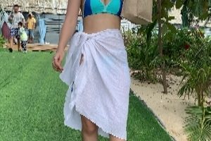 蓝色比基尼胖臀美女视频10V/8.9G/百度云