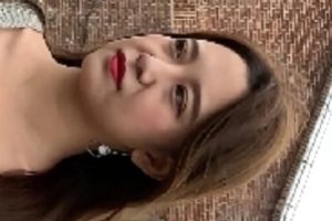 性感美女穿着紧身白裤展示大罩杯翘臀长腿，超高清视频分享百度云