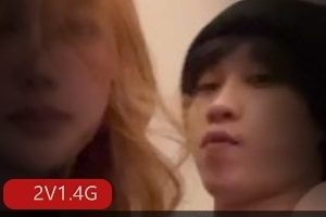 精选女神男友C神魂颠倒OnlyFans视频2V1.4G10分钟无鼻环