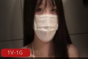 情Q性感泳衣，男友按摩，时长11分，情Q丝状内衣，N子，小编推荐