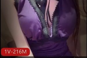 安安老师最新作品：赌输的代价，直播效果诱惑无限！