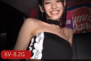 豪门姐姐高清破坏版第三弹6V-8.2G，精选女星身材颜值无敌，喷C怼脸上进入用嘴，别错过！