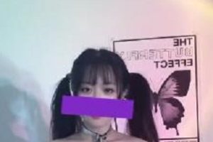 兔崽baby小棍子走路自拍视频集，总大小1.6G，23年退网资源包含户外道具秀，下载观看