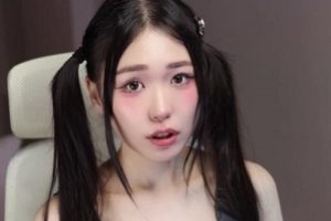 高颜值社保姬meriol_chan精彩舞蹈视频合集，19个超甜视频，身材与才艺兼具，万千粉丝追捧的小号资源！