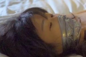 总机小妹高清自拍合集[4V1.7G]：下水道教育，口罩露脸，手速道具秀