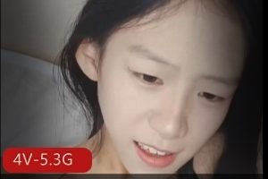 《小甜心1合集：真实亲兄妹自拍，露脸相像》