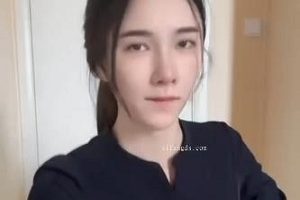 快手空姐女神邹琳最新自拍合集7V479M，颜值身材在线