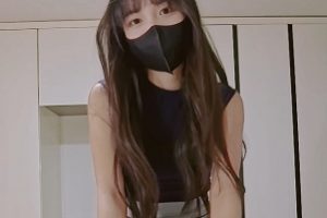 长腿优质福利姬爱玩熊熊最新合集15V21G，收藏百度ED2K