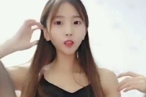 快手女神奥利圆妹一字马挑战视频合集441M精彩瞬间尽在掌握！