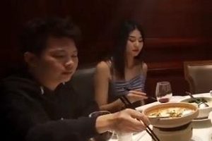 快手自拍天花板堕落人Q四部大合集4V1.8G，超万人好评，精彩连载！