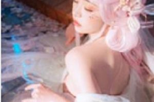 cosplay女神喵小吉最新合集9月18V45G，穿搭花絮可爱系