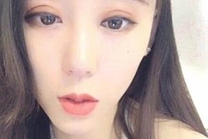 虎牙美女艾薇儿baby最新合集112V69.2G，化妆cos巨星艾薇儿