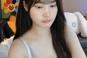 ST532万人求~大罩杯尤物大罩杯女神降临yingwu520最强合集2小时2.4G，腾讯会议私人秀，四部门票表演，颜值与身材兼具。