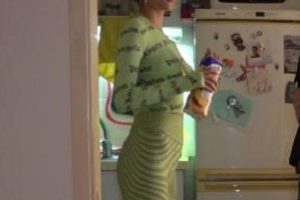 健身网红自拍合集LonelyMeow最新资源1V455M，男友露脸修下水道