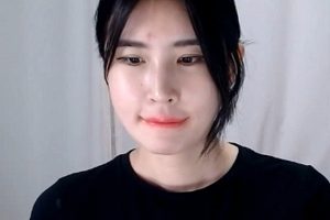 快手ekgpH级御姐甩奶按摩视频合集10部17.4G，高清