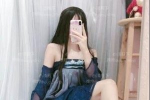 人气虎牙高颜值优质浮力姬小清殿下最新作品合集1V9.5G，火爆风头正声