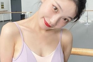 性感合集102PAI神器去衣图180M