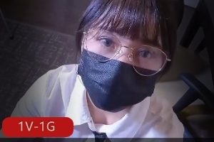 酥球水J自拍视频30分钟，天美传媒出品，房地产中介互动机，引发热议