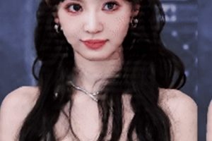 李露推特乳摇怼脸合集14v114MB太诱人