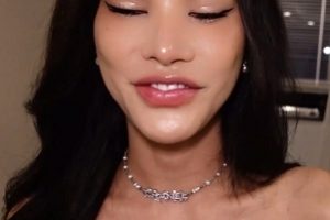 Gina跨性别三人游1V900M推特某处齐开