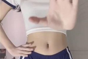 快手奶熊魔性抖臀视频55部5.7G珍藏版