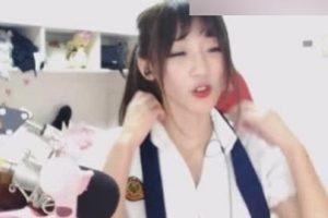 牛小蘑菇早期舞裙闪现黑料1V55M展示了