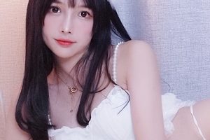 某站奶瓶儿最火辣作品7V合集5.88G