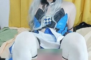 网盘资源水银灯布洛妮娅伪娘诱惑1部600MB超酥软