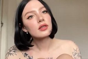 推特伪娘小仙儿多部合集优质身材25G太顶了