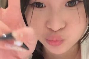 薇薇优质私拍约会珍藏版1v332.36M