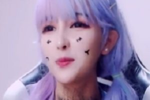 紫发damiCB站绝美cos秀3V1.19G太诱人了