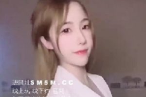 嘴艺私拍糖兒小迷迷4V107M童颜大罩杯惹火推特